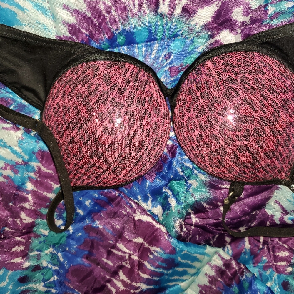 Pink push up bra - Picture 2 of 3